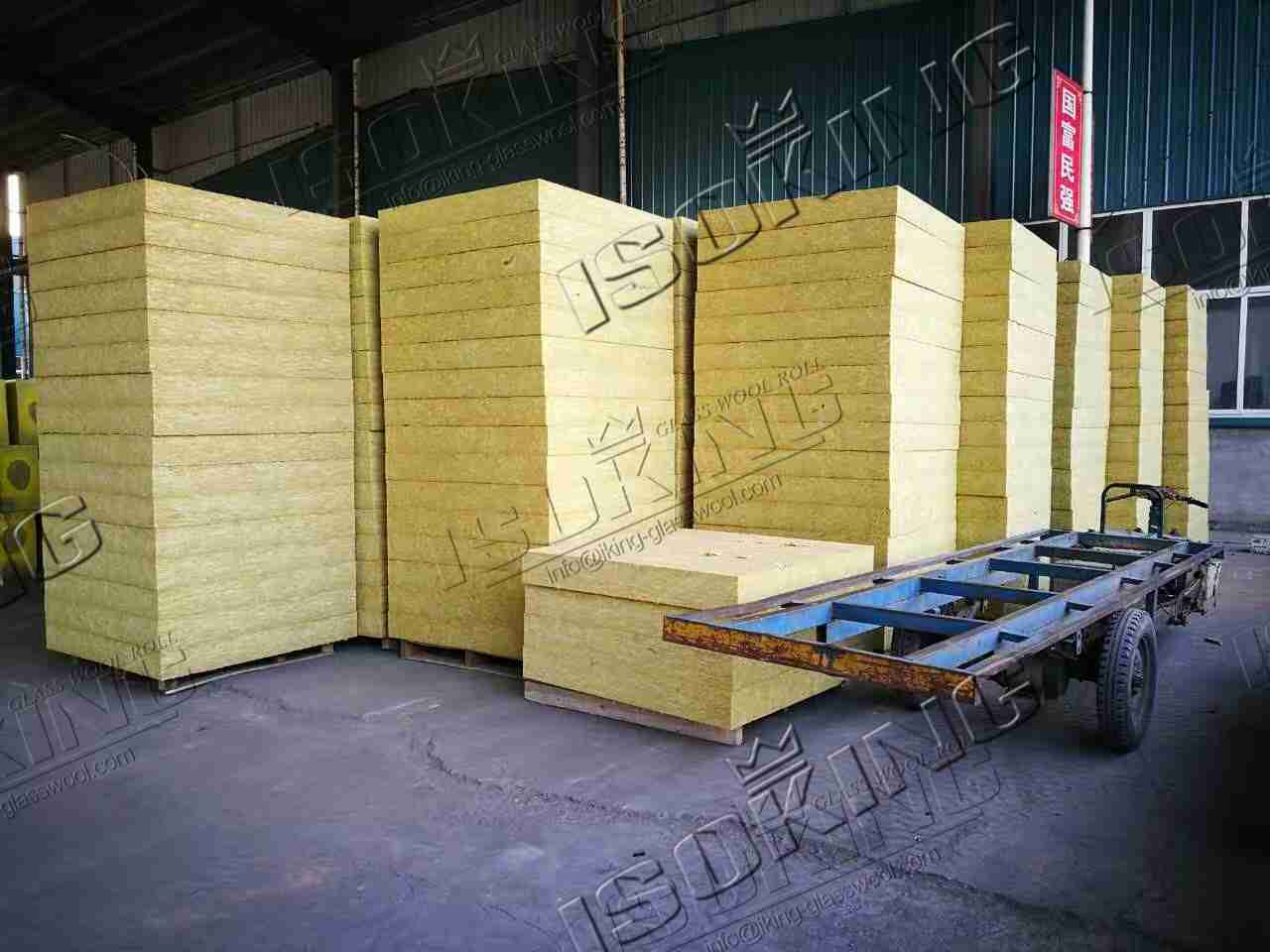 Panel de lana de roca de alta densidad como nucleo aislante para panel sandwich - ISOKING